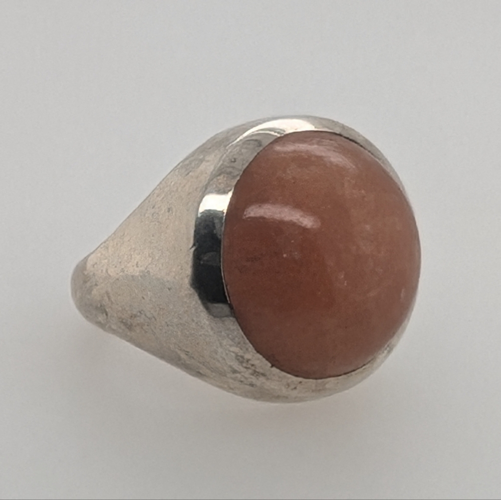 Sterling Silver Ring w/ Round Carnelian Stone